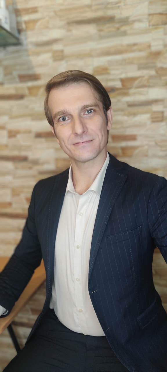 Alex Danilov - Actor Portfolio Photo 1