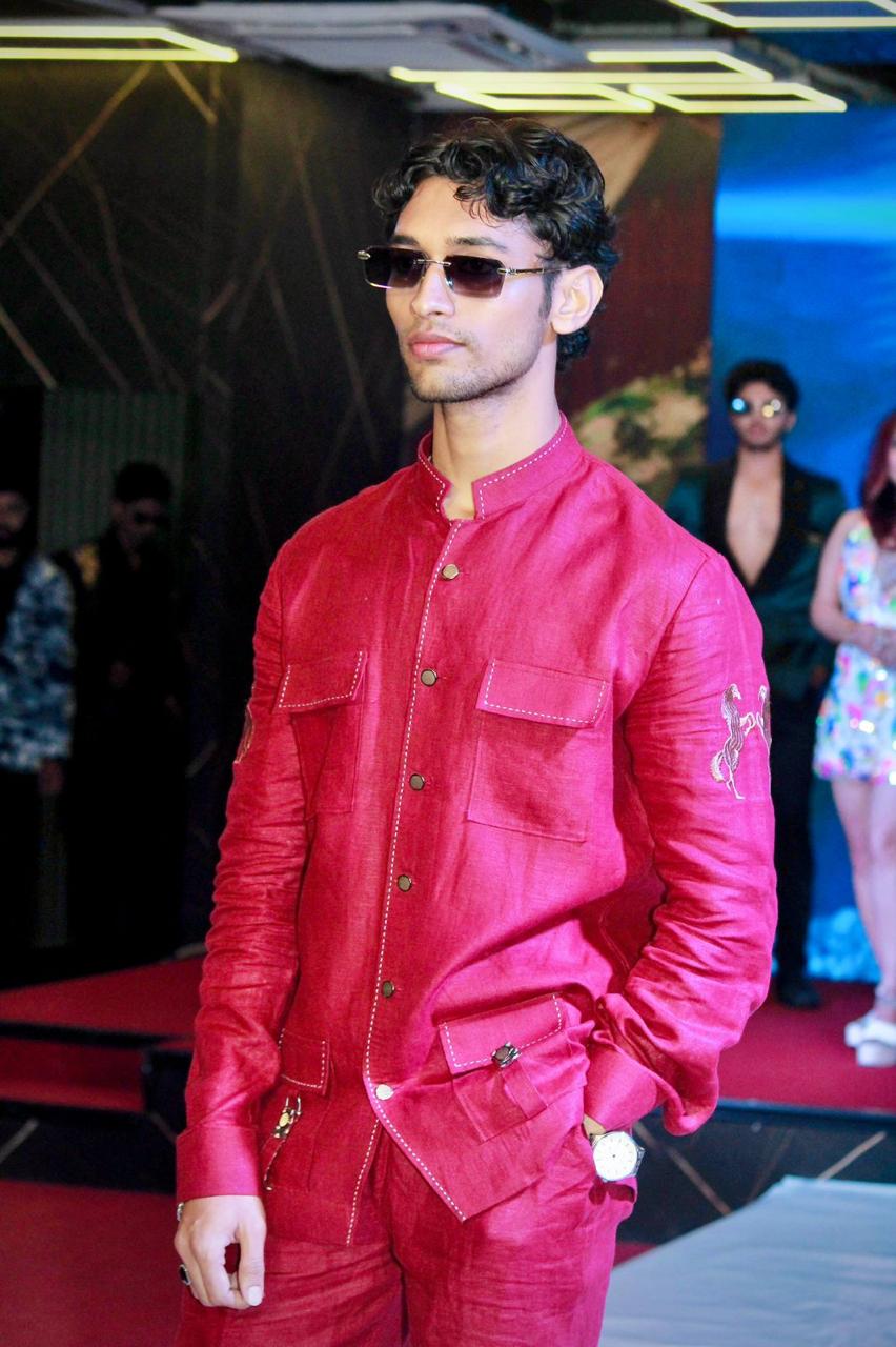 Sameer d - International Model
Portfolio Photo 1