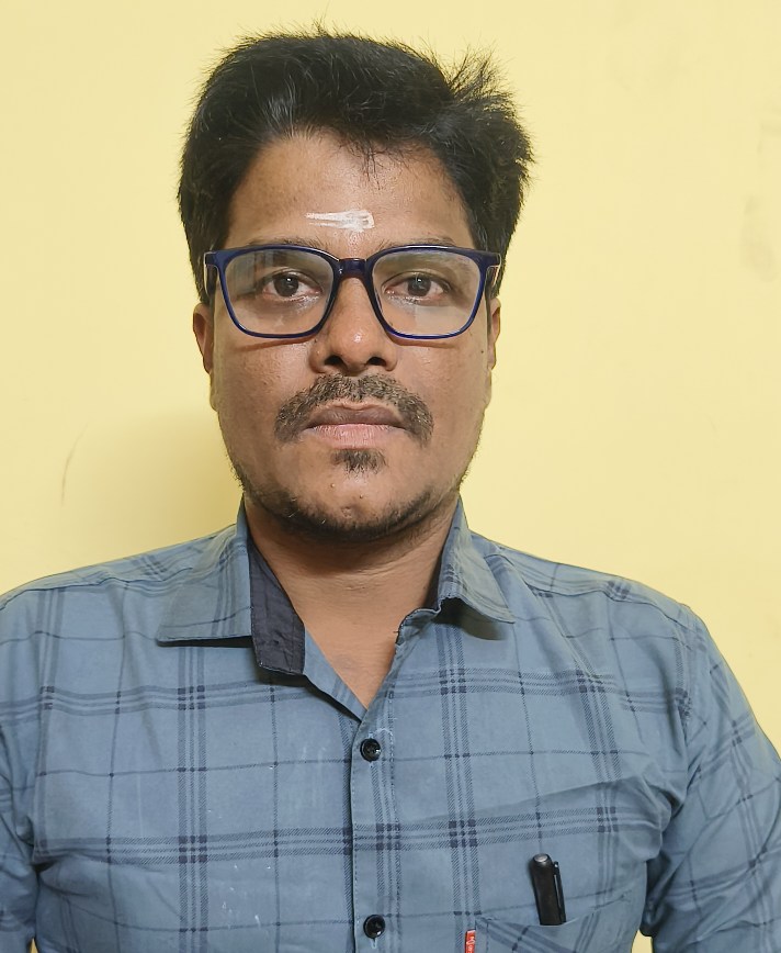 Leela Santosh Varma - Actor Portfolio Photo 1