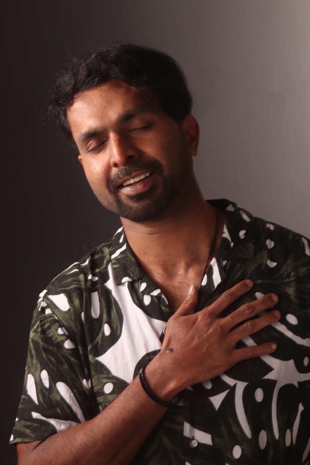 Santhosh G - Dancer Portfolio Photo 1