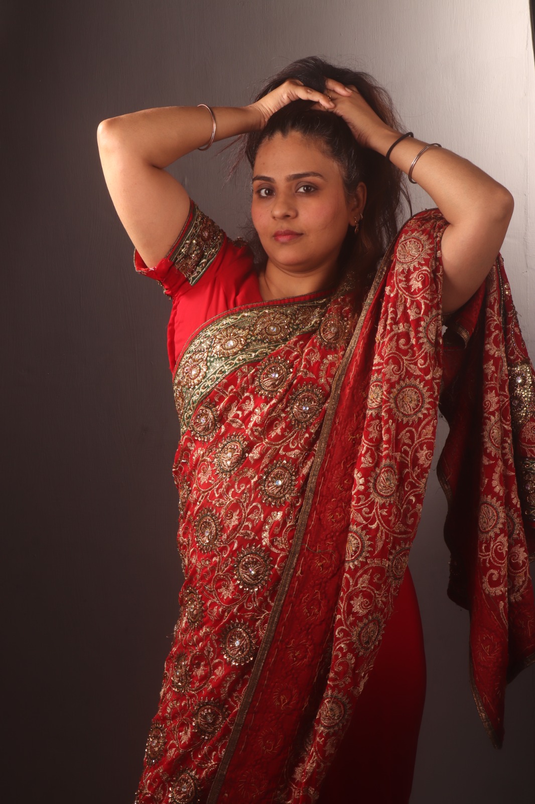 Fouzia - Model Portfolio Photo 1
