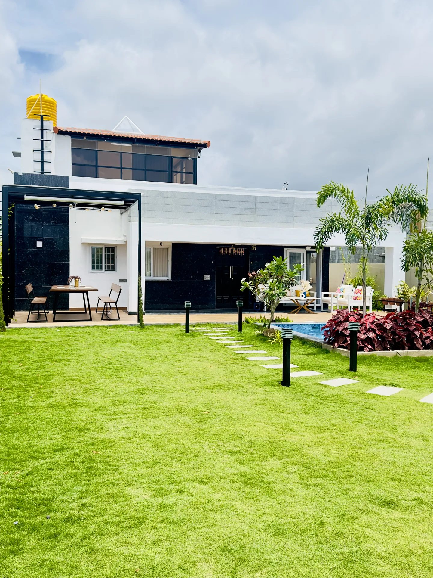 Soul Club – 3BHK Villa for Shoots in Hosur — Entrance Parking
