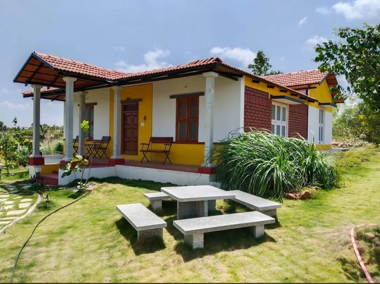 Oasis Courtyard – 1BHK Home for Shoots in Hosur — Garden