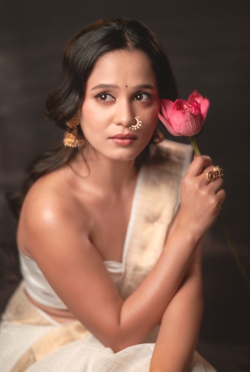 Juilee Temkar - Actor Portfolio Photo 1