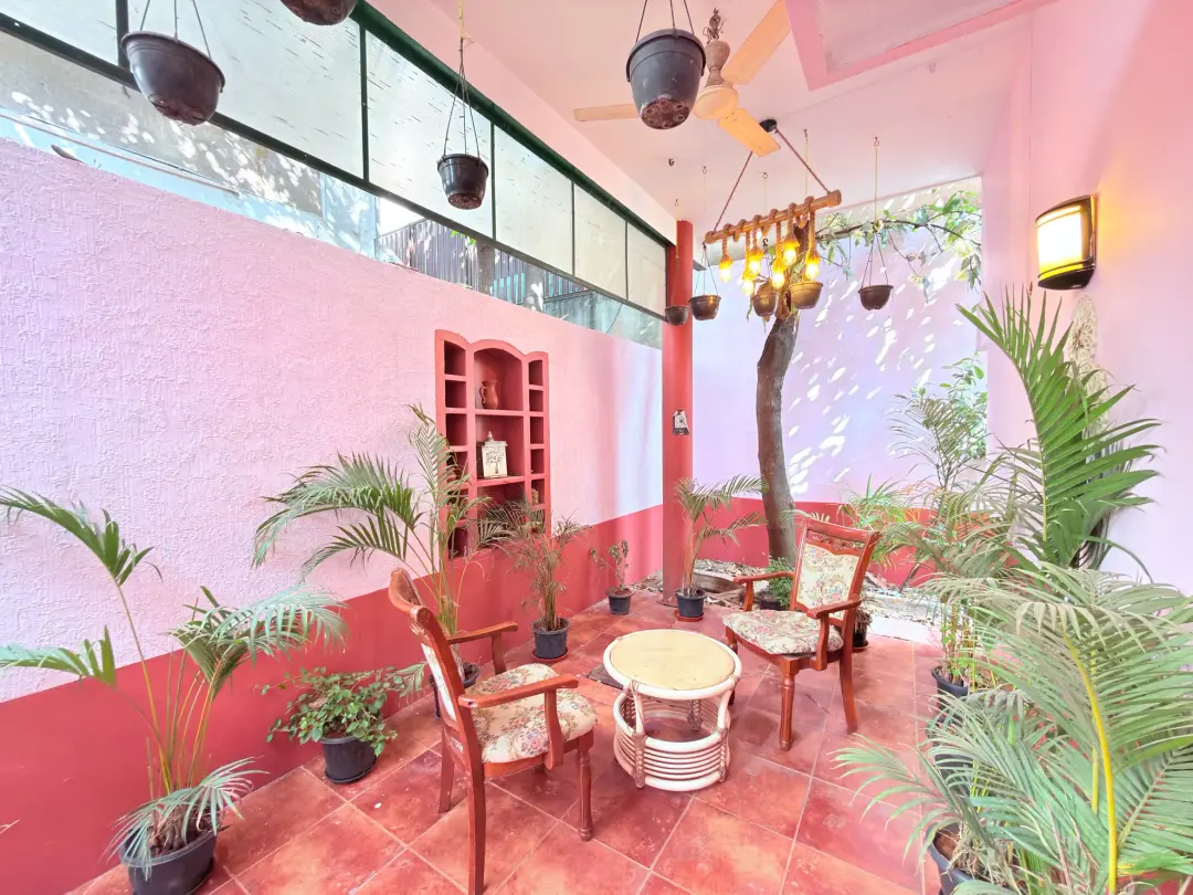 Vana Vista – 5BHK Luxury Garden Villa — Outdoor Patio