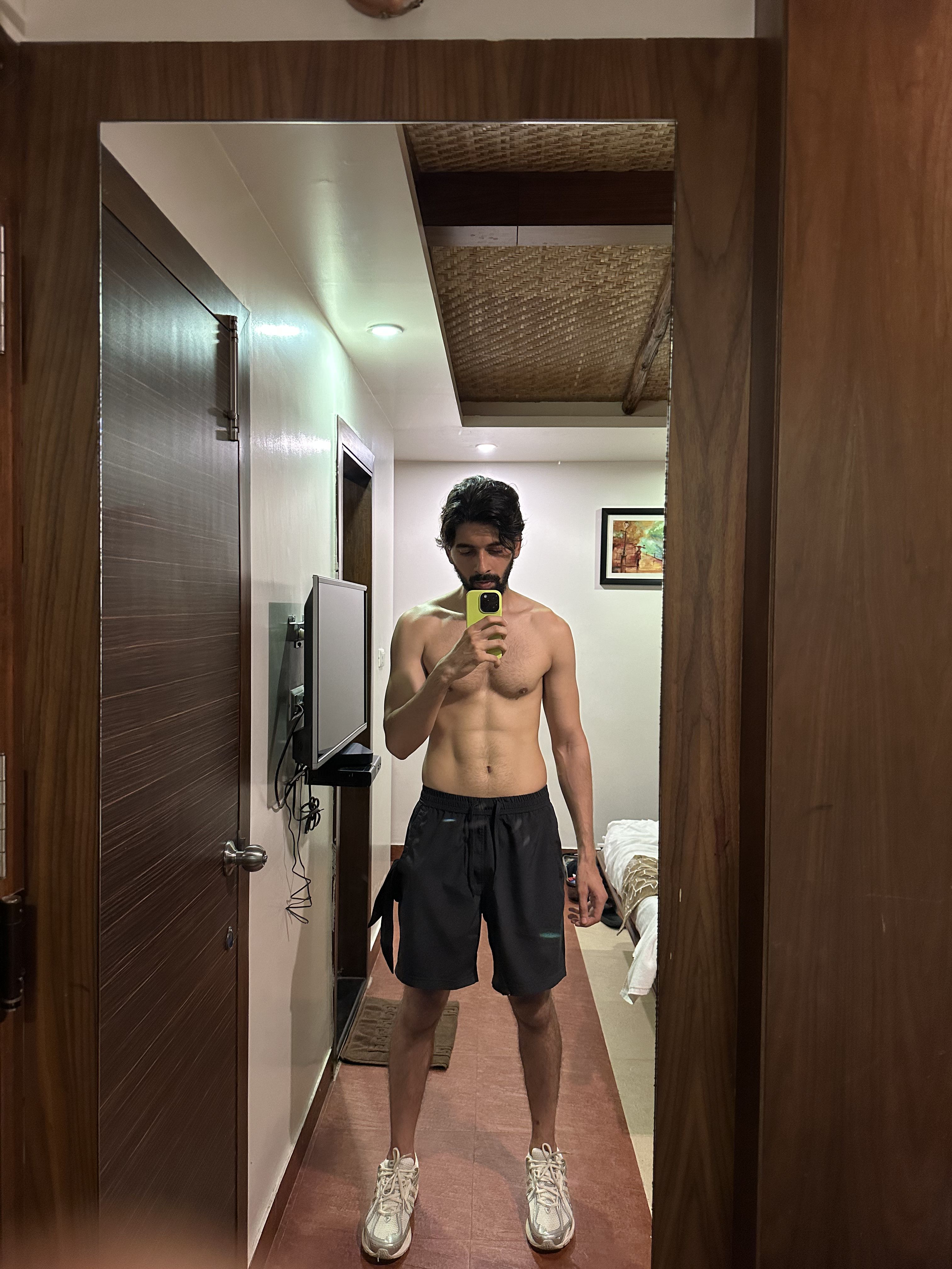 shirtless_2.jpg
