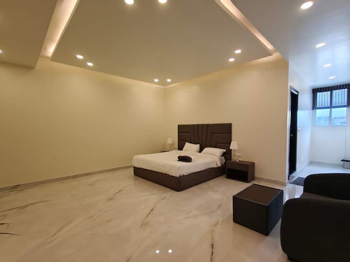 Grand - Luxury 3BHK Bungalow with Game Room and Jacuzzi ( 6 ) — photo 5