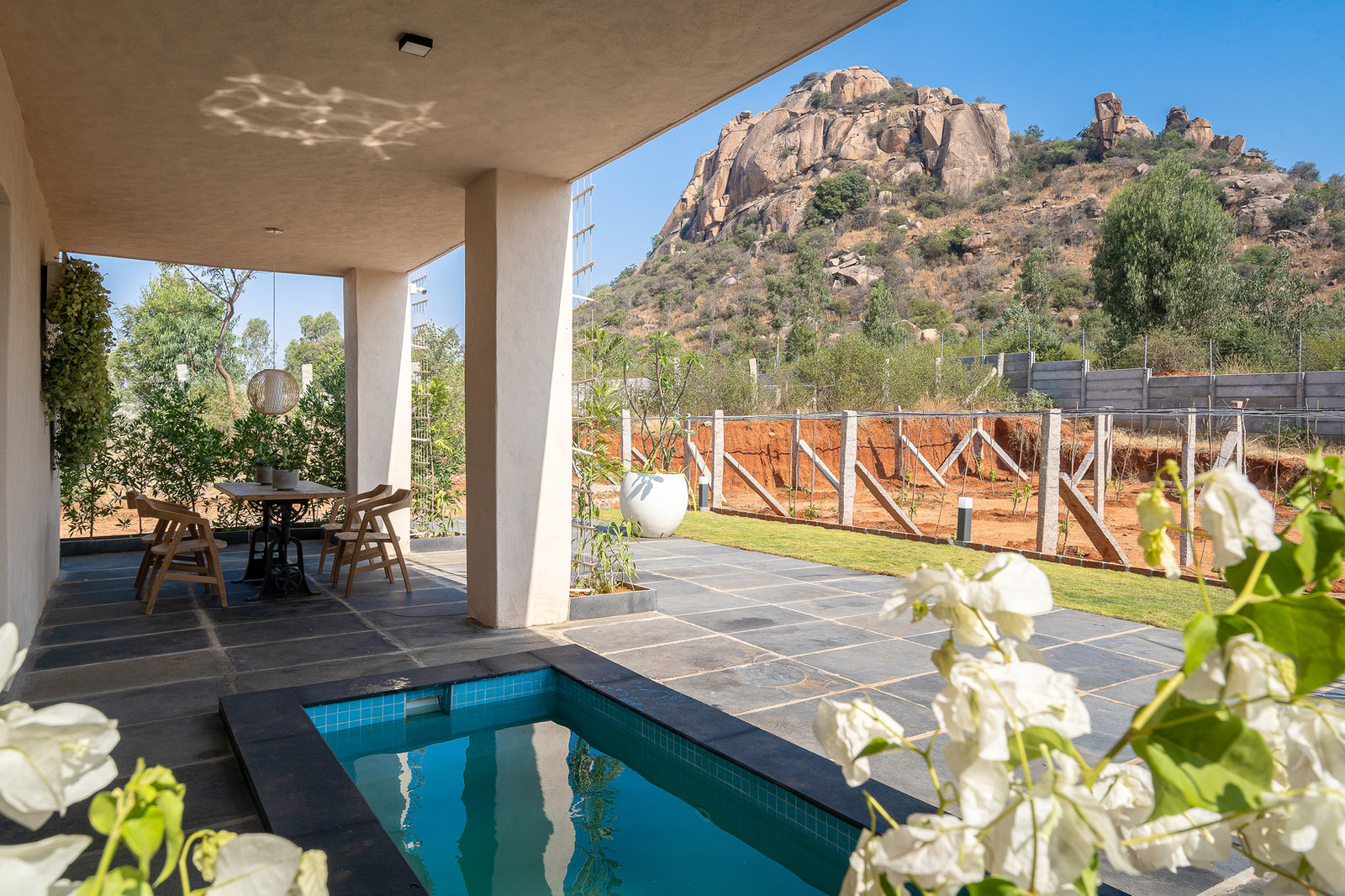 Hillside Studio Villa with Plunge Pool & Garden Shower, Yellodu — Plunge Pool & Verandah