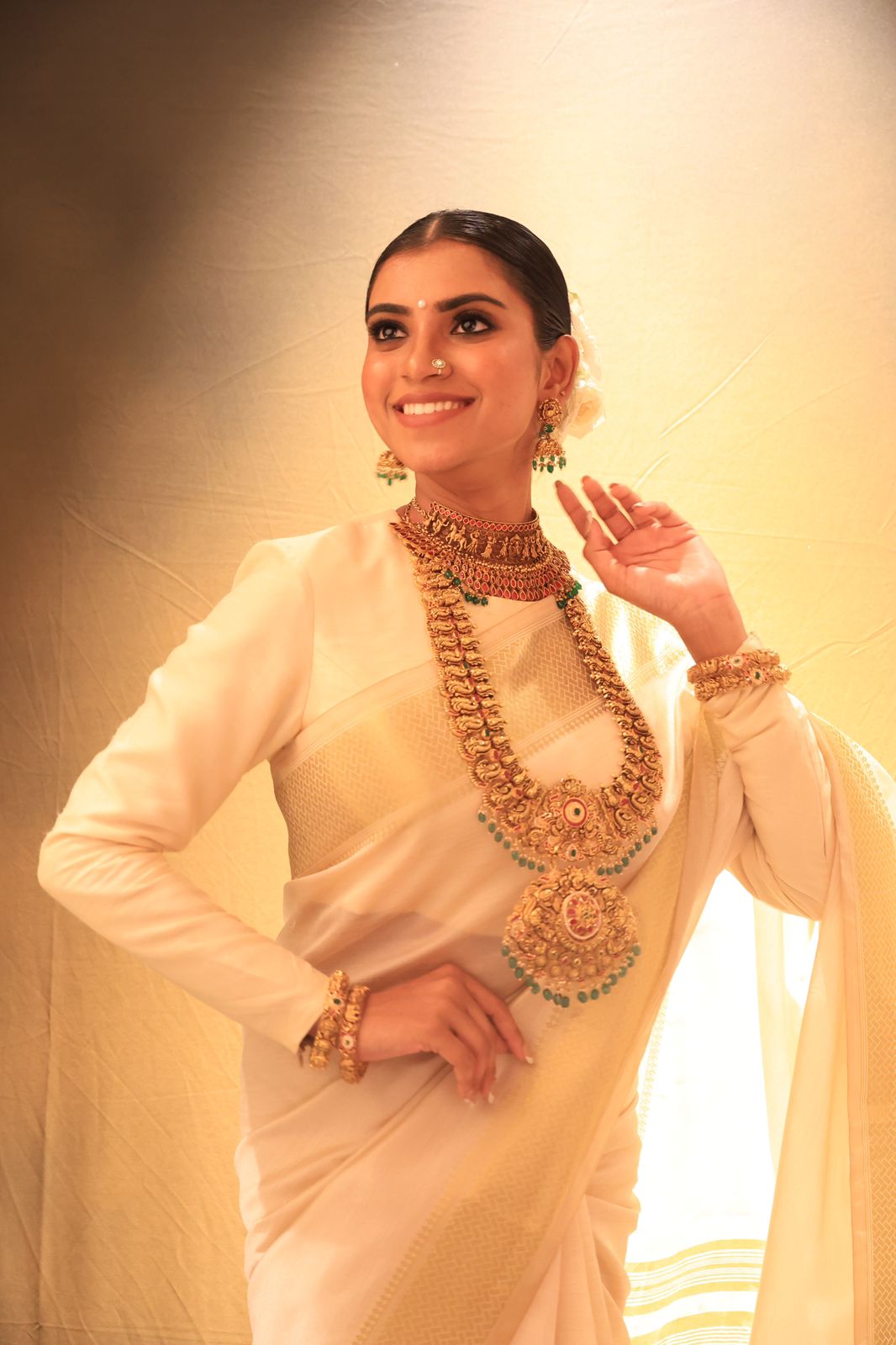  Reeshaa Diwo - Model Portfolio Photo 1