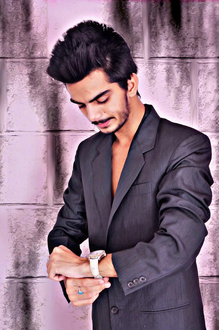 Rohit lalwani - Actor Portfolio Photo 1