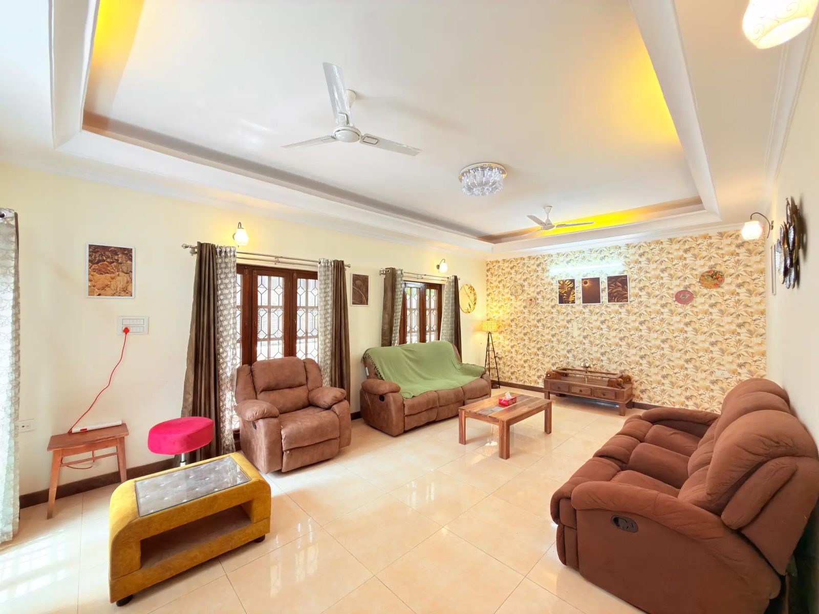 Silicon Hideaway – 6BHK Villa for Shoots in Sarjapura — Living Area