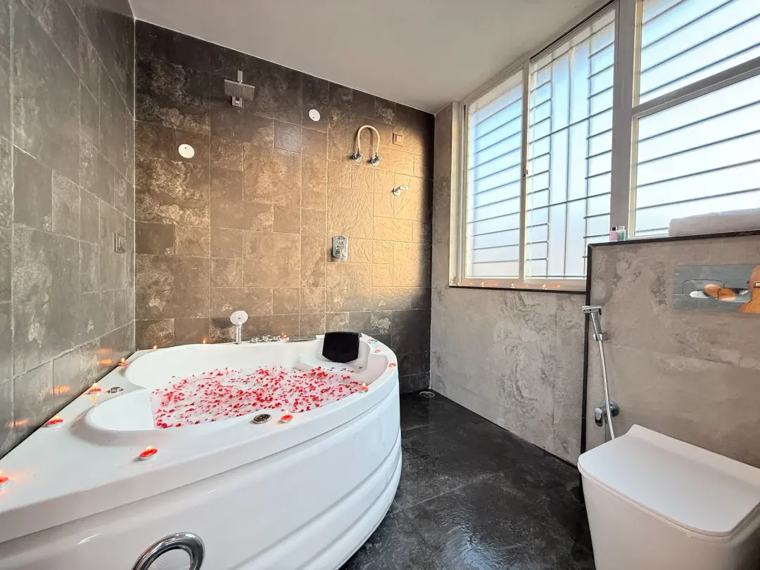 Urban Utopia – 4BHK Luxury Villa — photo 6