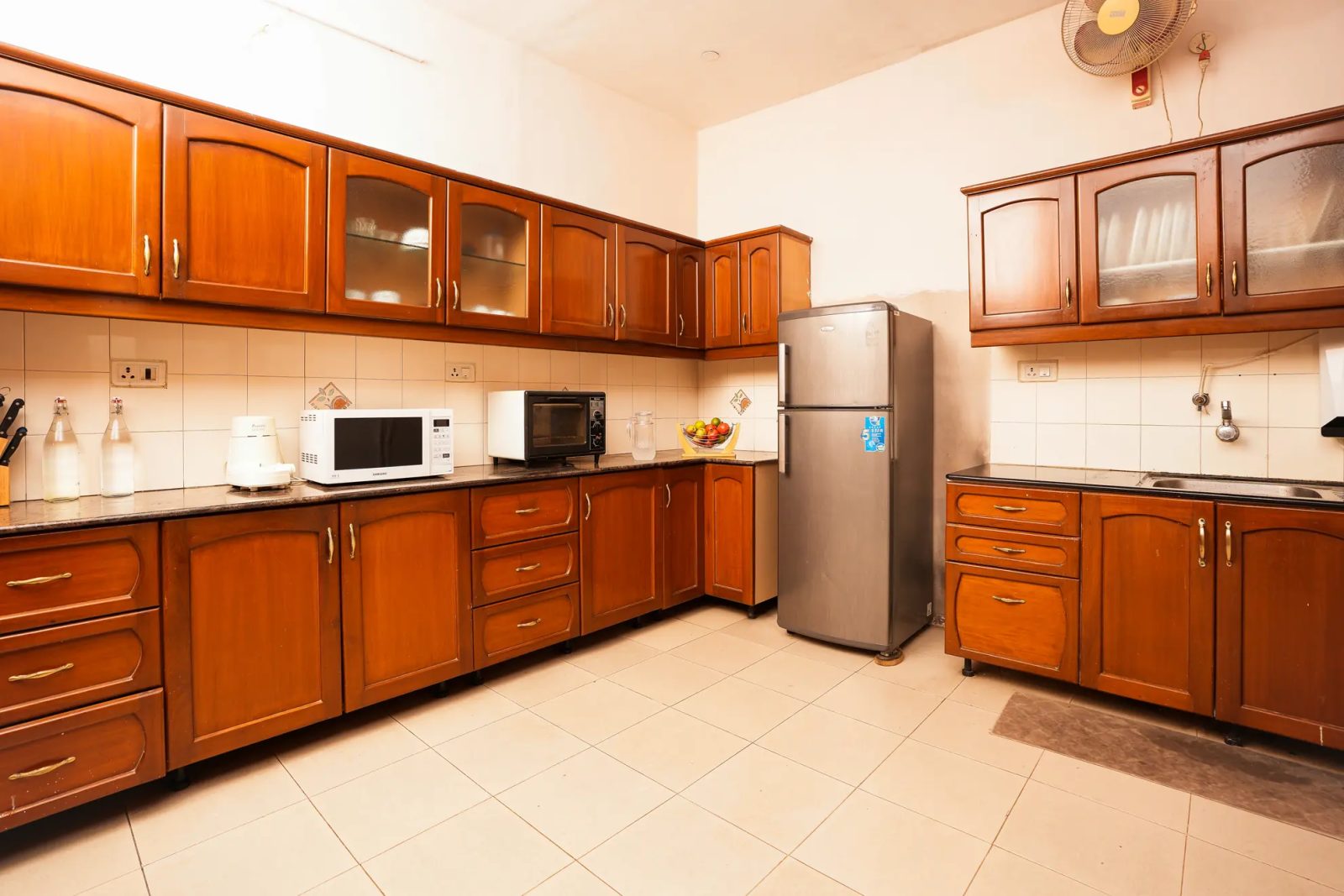Cine Castle – 4BHK Villa for Shoots in Mg Road — Kitchen