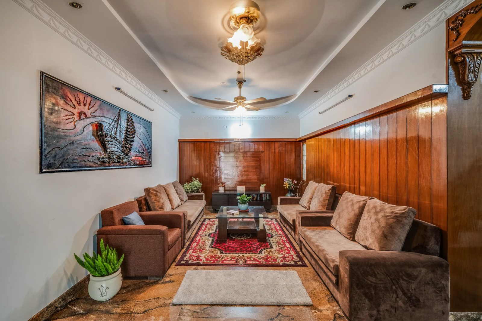 Mansion Bay – 4BHK Villa for Shoots in HSR Layout — bay-Living Area