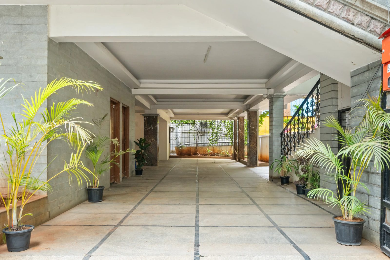 Wooden Whispers – 4BHK Villa for Shoots in Kammanahalli — Entrance and Parking