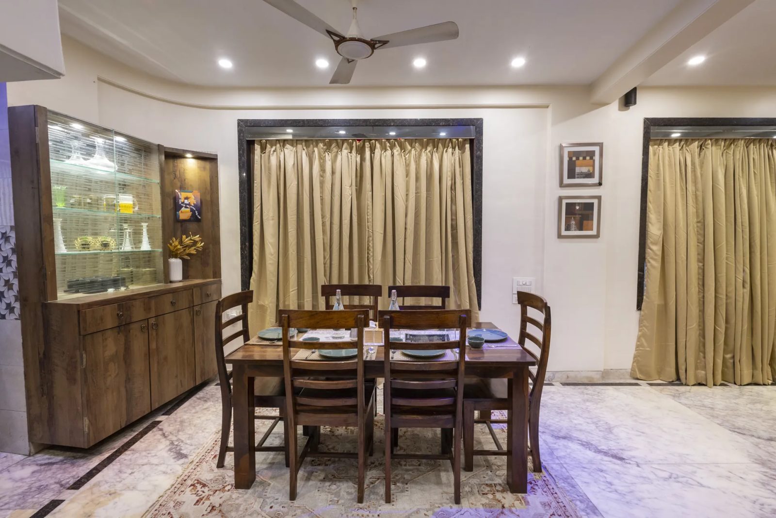 Bombay Belvedere – 4BHK Villa for Shoots in Andheri West — Dining
