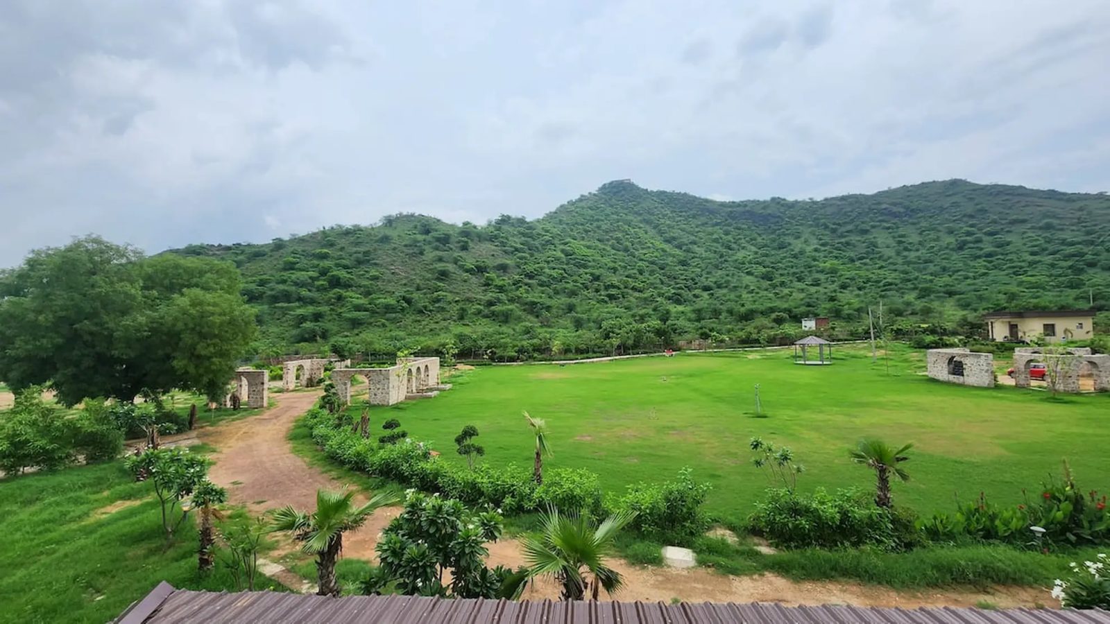 Nirmal Farmstay – 3BHK Villa for Shoots in Khori — Garden