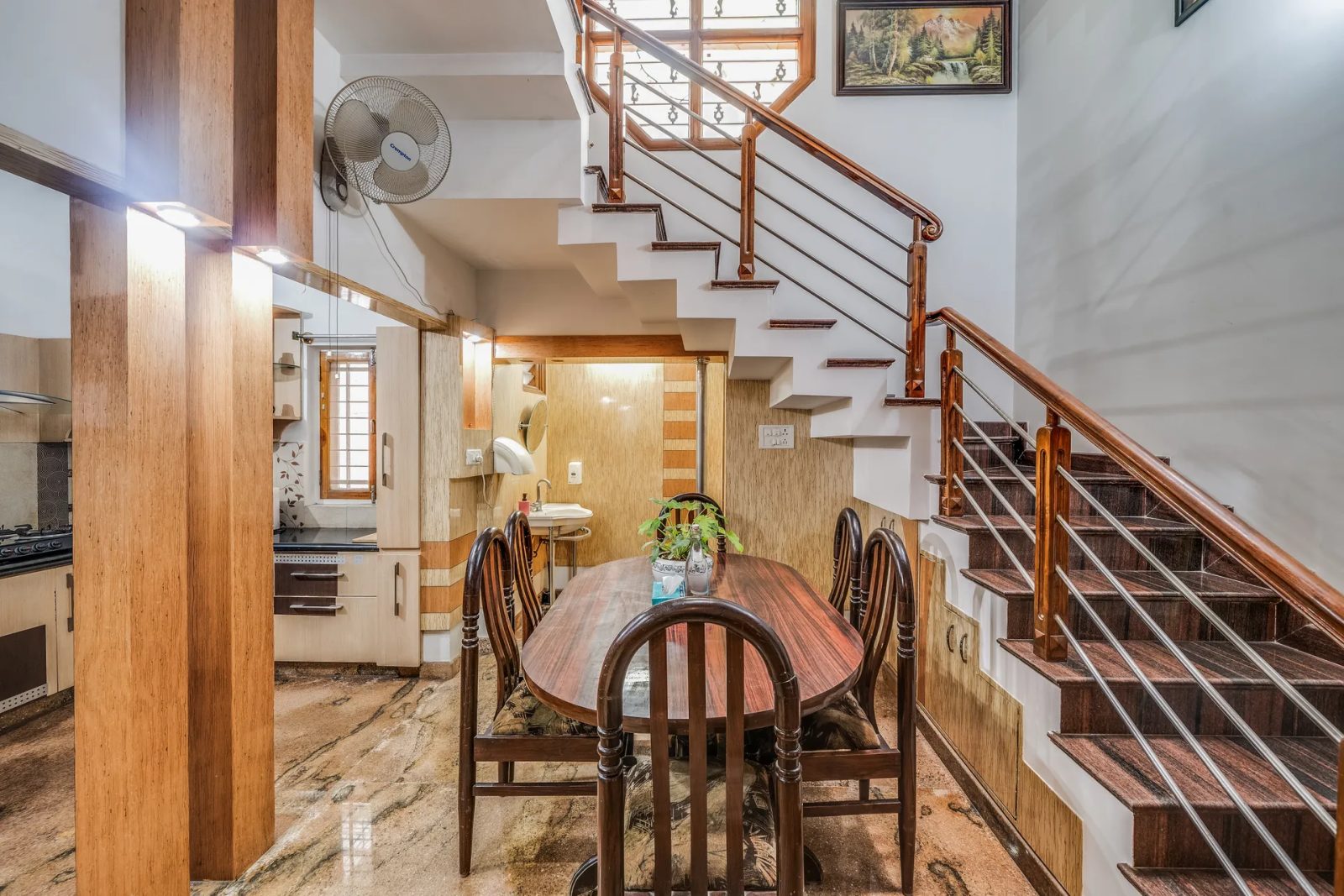Mansion Bay – 4BHK Villa for Shoots in HSR Layout — bay-Dining Hall