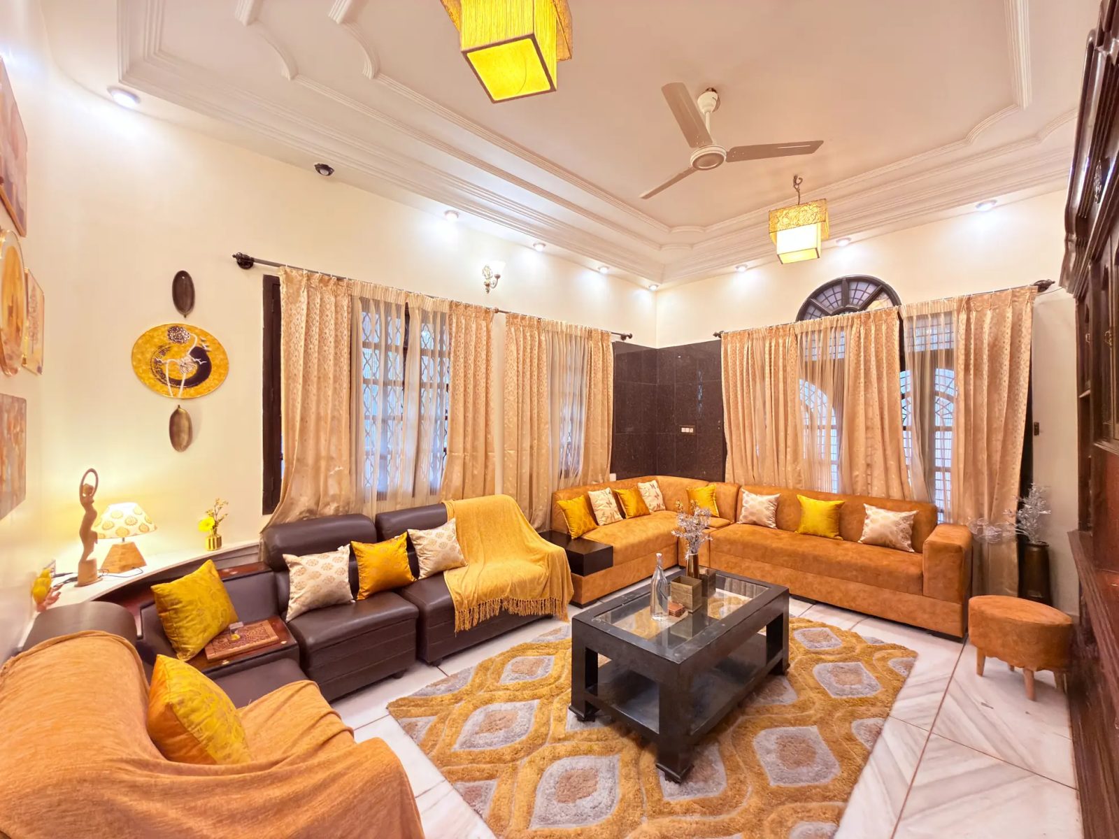 Regal Sapphire – 5BHK Villa for Shoots in Koramangala — Living Area