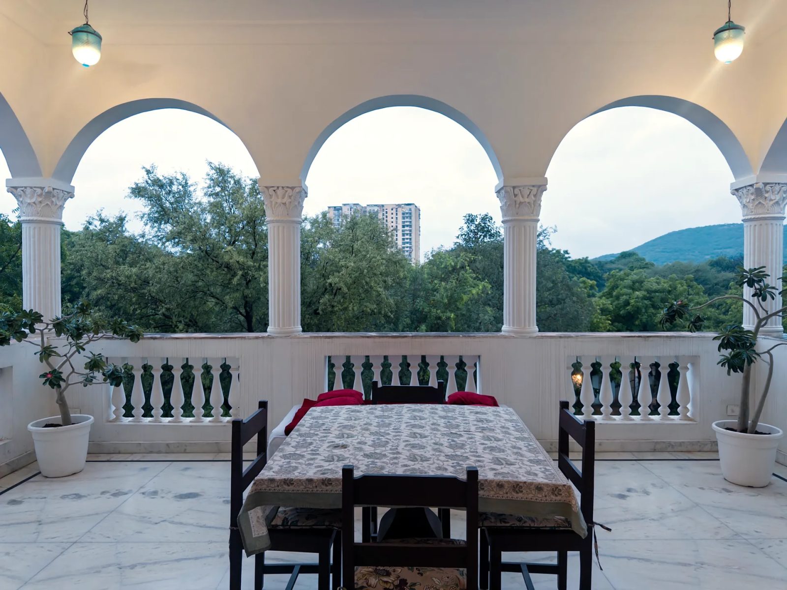 Talabgaon Bagh – 6BHK Villa for Shoots in Jagatpura — Balcony