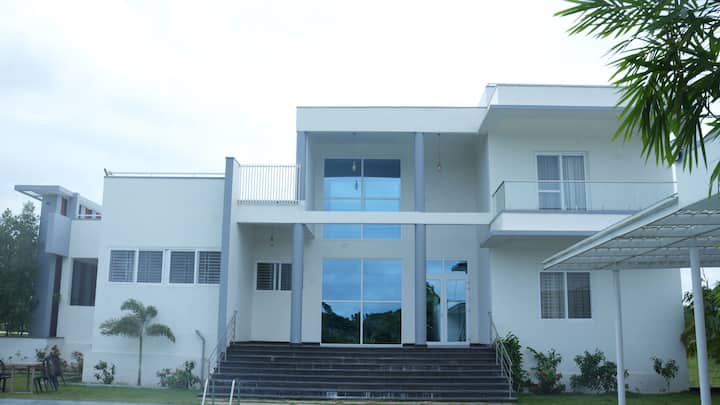 4BHK Villa with Private Pool & Sprawling Lawns Near Bangalore | ( 4 )