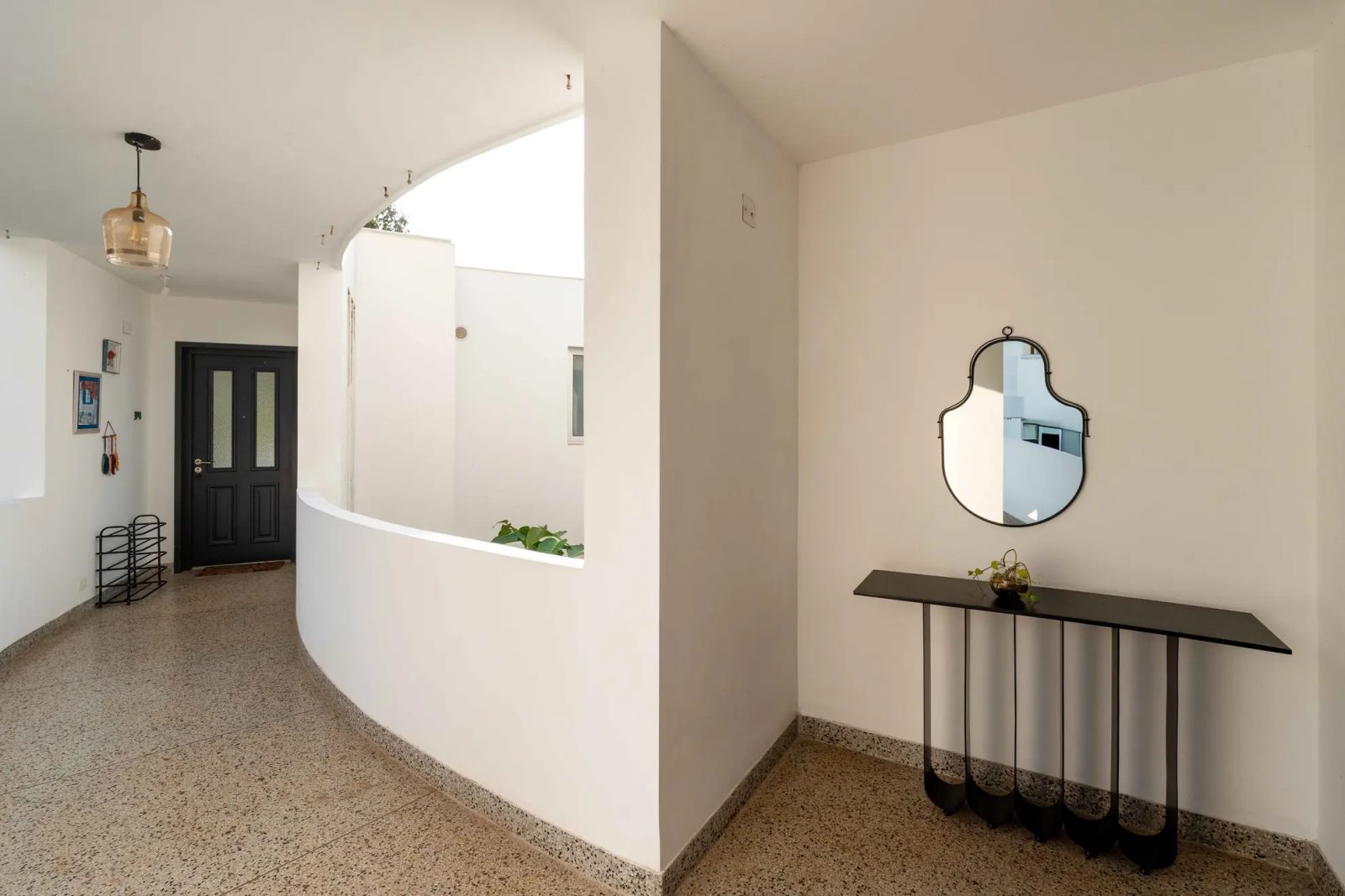 Vlove Homes – 2BHK Home for Shoots in Candolim — Entrance and Parking