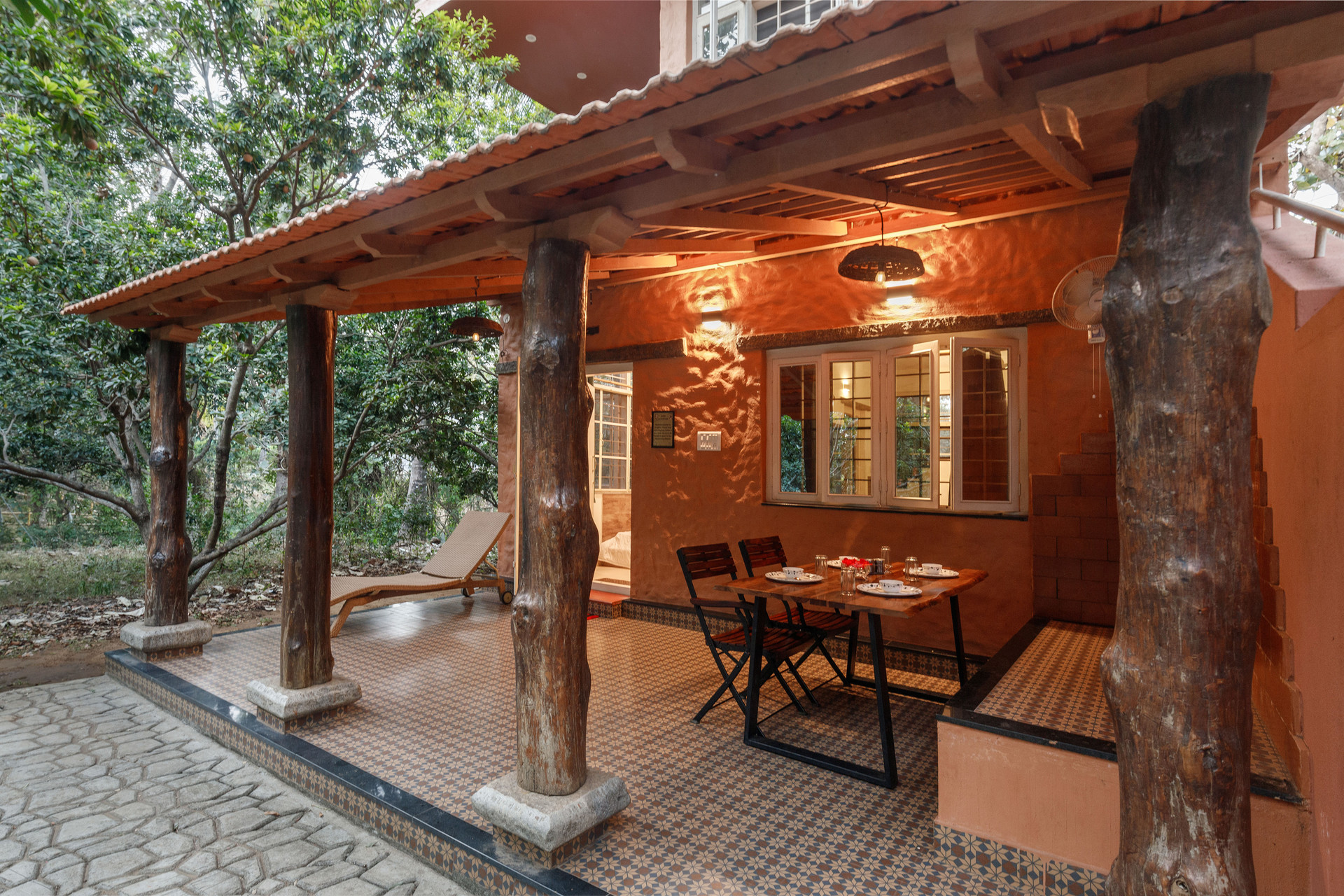 5-Acre Organic Farm with Cottages, Orchards & Wedding Lawn, Kanakapura Road — Flameback Cottage