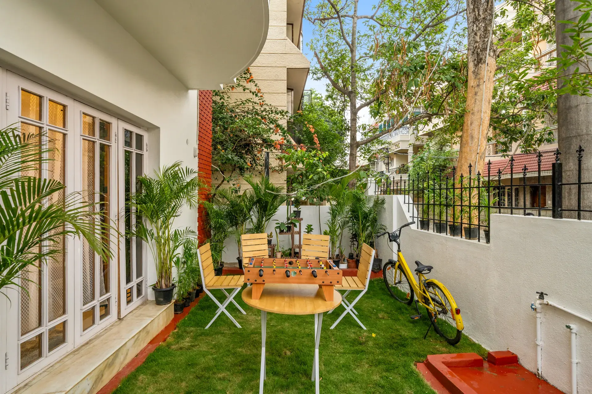Palm Paradise – 4BHK Garden Villa with Bar Station & Workspace — photo 6