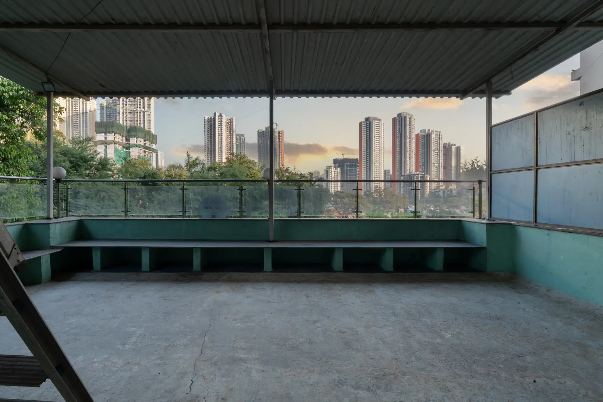 Bombay Breeze – 3BHK Modern Urban Villa — Terrace
