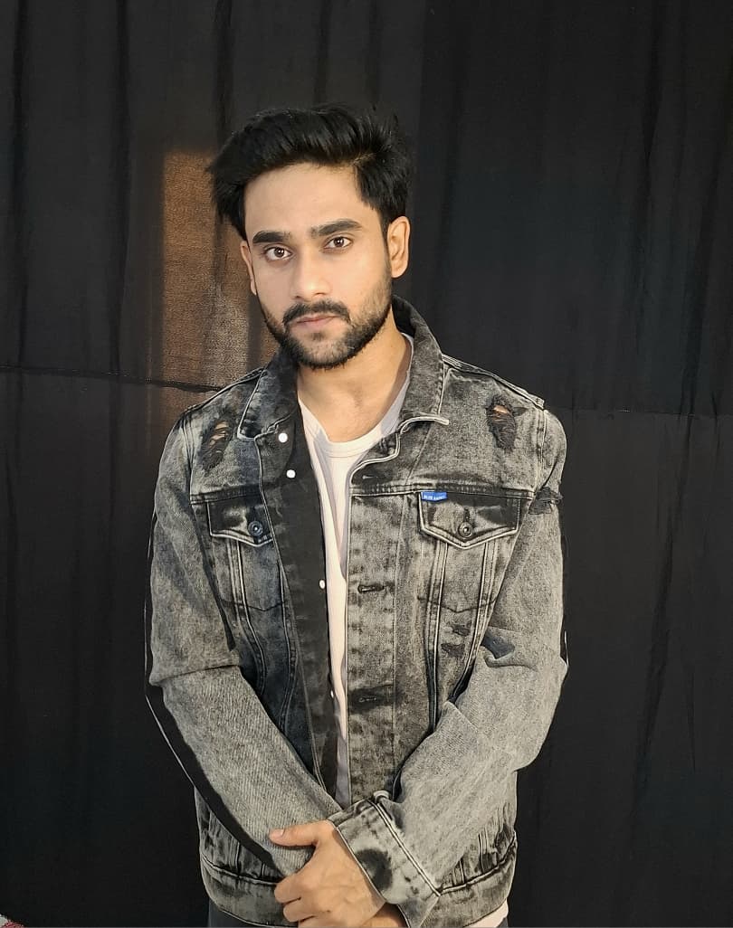 Rahul Warns - Model Portfolio Photo 1