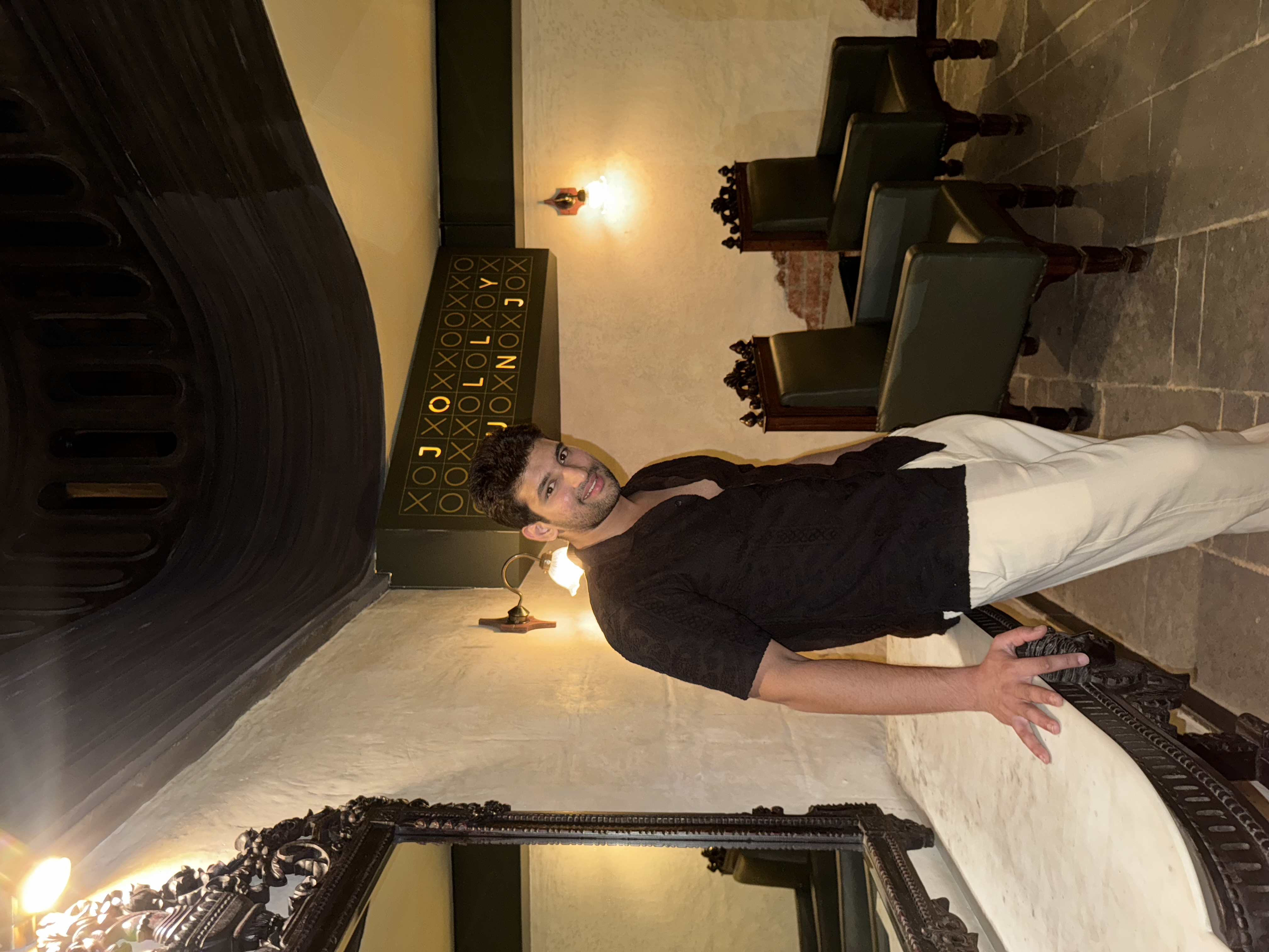 AMAR - Model Portfolio Photo 1