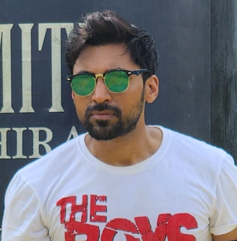 Vaibhav M - Model Portfolio Photo 1