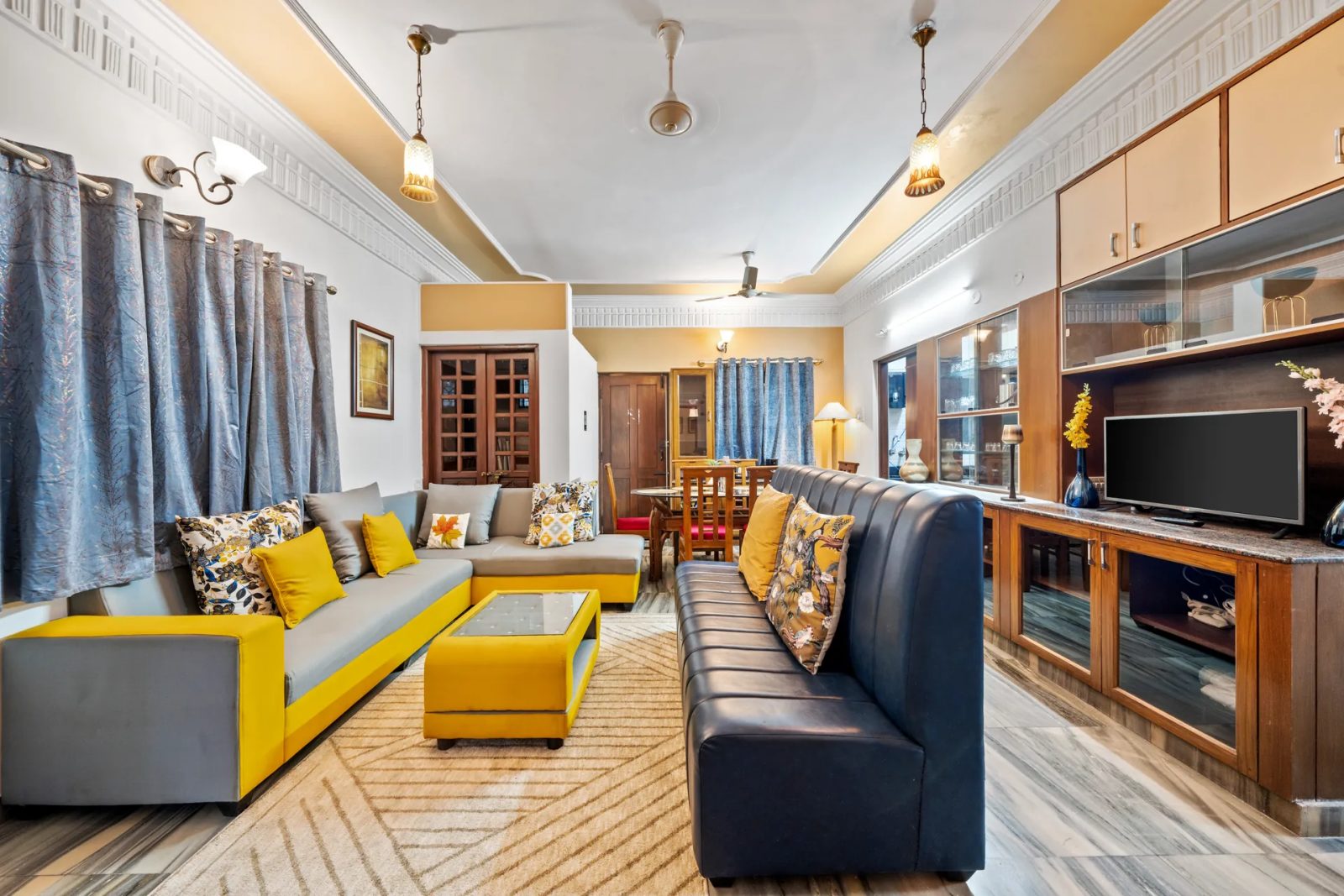 Classic Charm – 4BHK Villa for Shoots in Koramangala — charm-Living Area