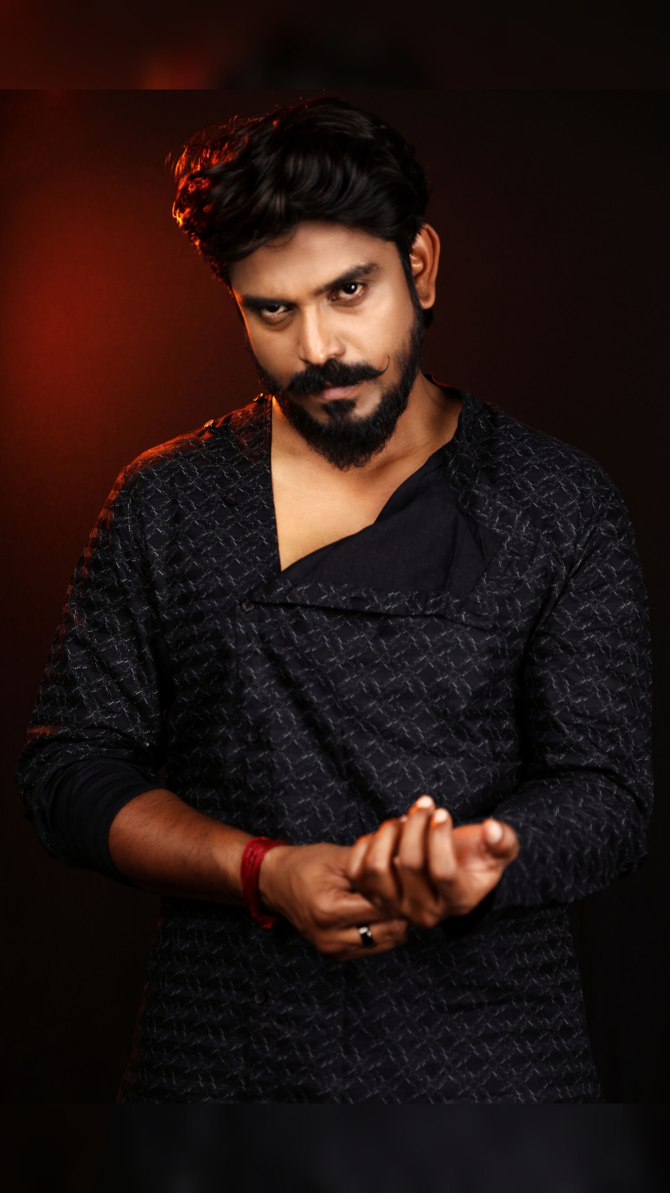 Sarrvasv - Actor Portfolio Photo 1