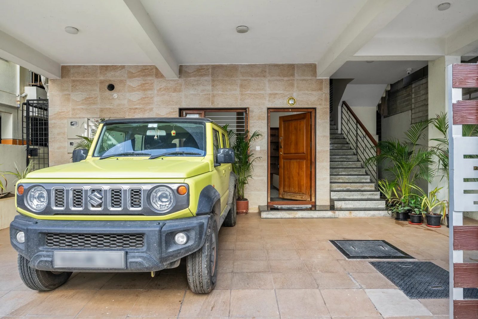 Gatsby Grandeur – 5BHK Villa for Shoots in JP Nagar — haven-Entrance and Parking