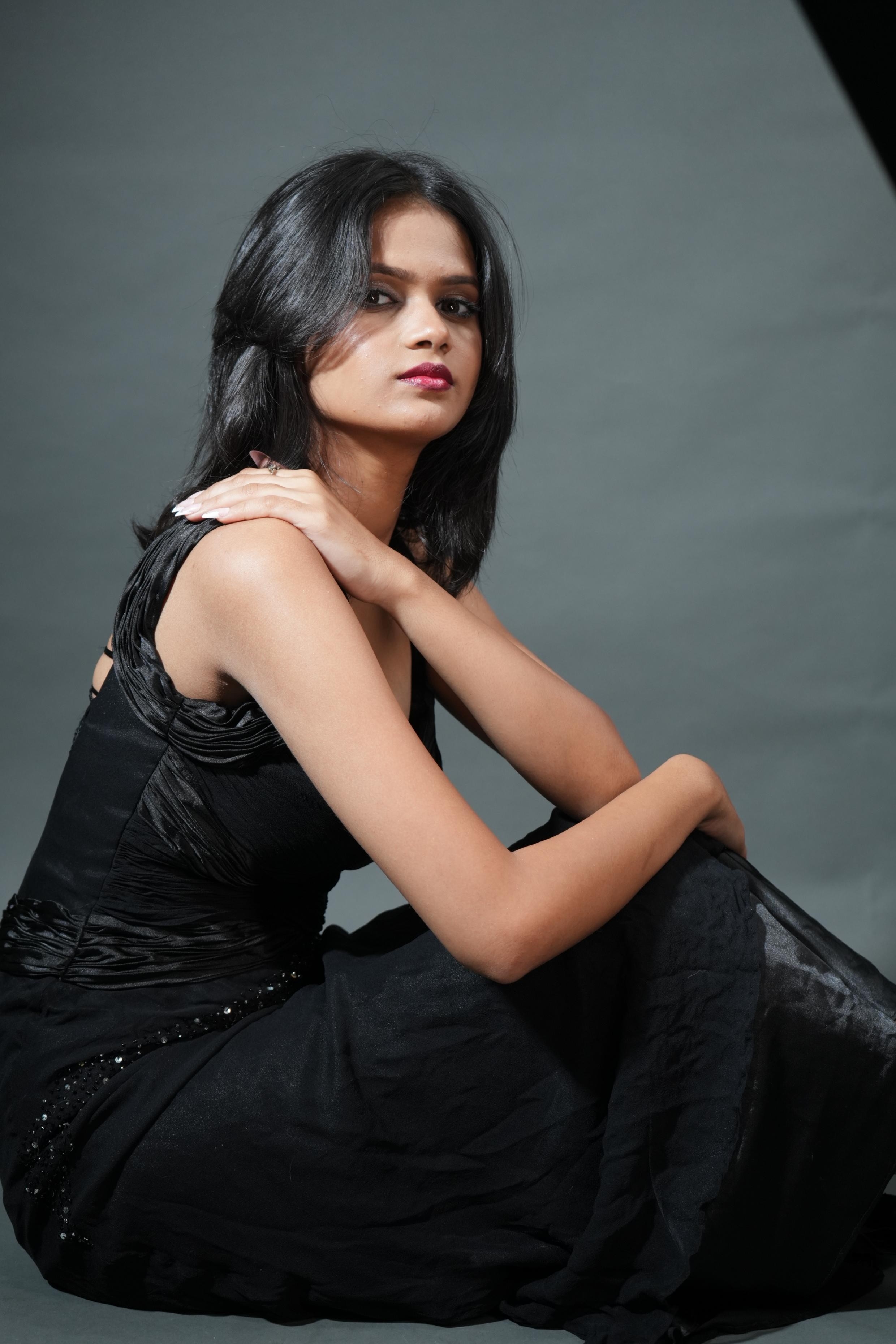 Shraddha - Model Portfolio Photo 1