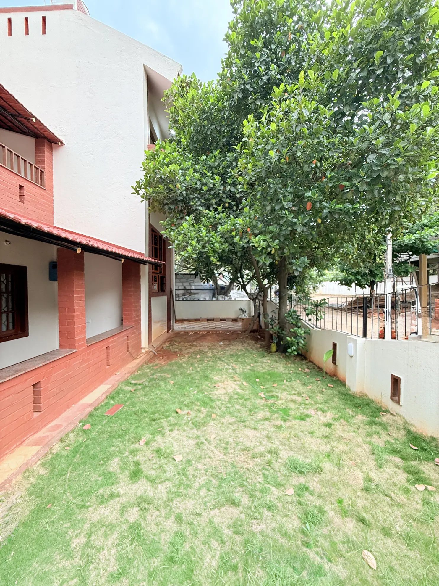 Silicon Hideaway – 6BHK Villa for Shoots in Sarjapura — Garden
