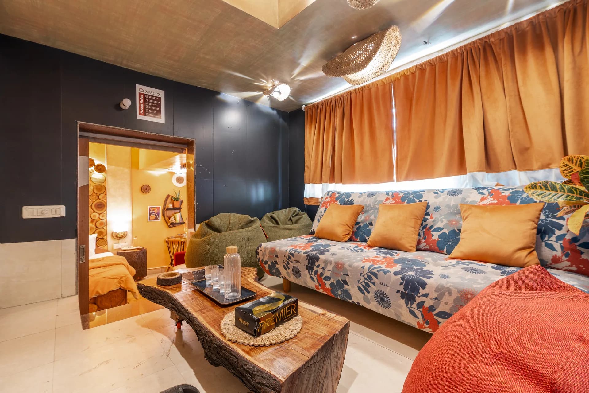 Soho Nest – 4BHK Wooden Retreat with Garden & Fountain — Lounge