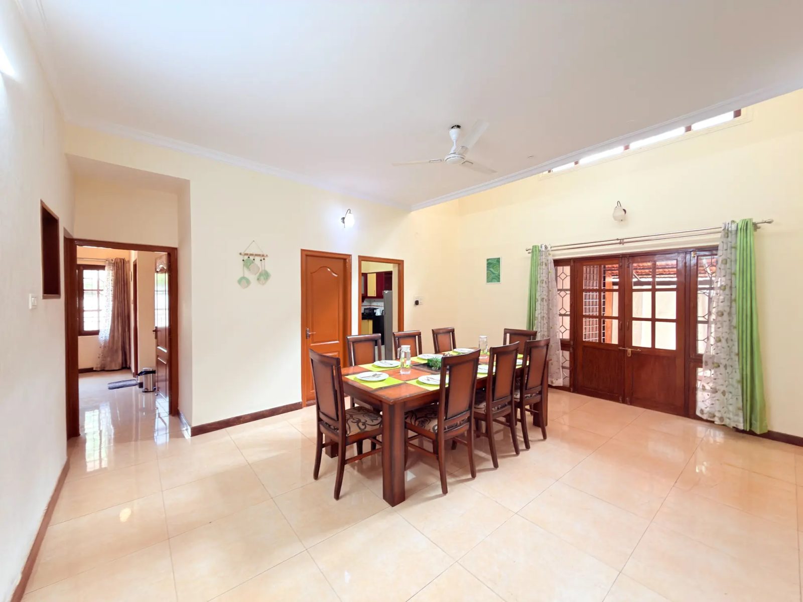 Silicon Hideaway – 6BHK Villa for Shoots in Sarjapura — Dining Area
