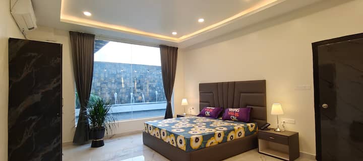 Grand - Luxury 3BHK Bungalow with Game Room and Jacuzzi ( 6 ) — photo 4
