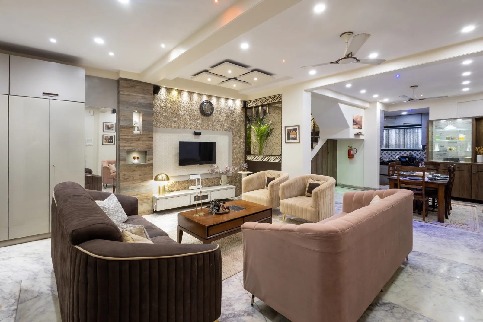 Bombay Belvedere – 4BHK Villa for Shoots in Andheri West — Living Area