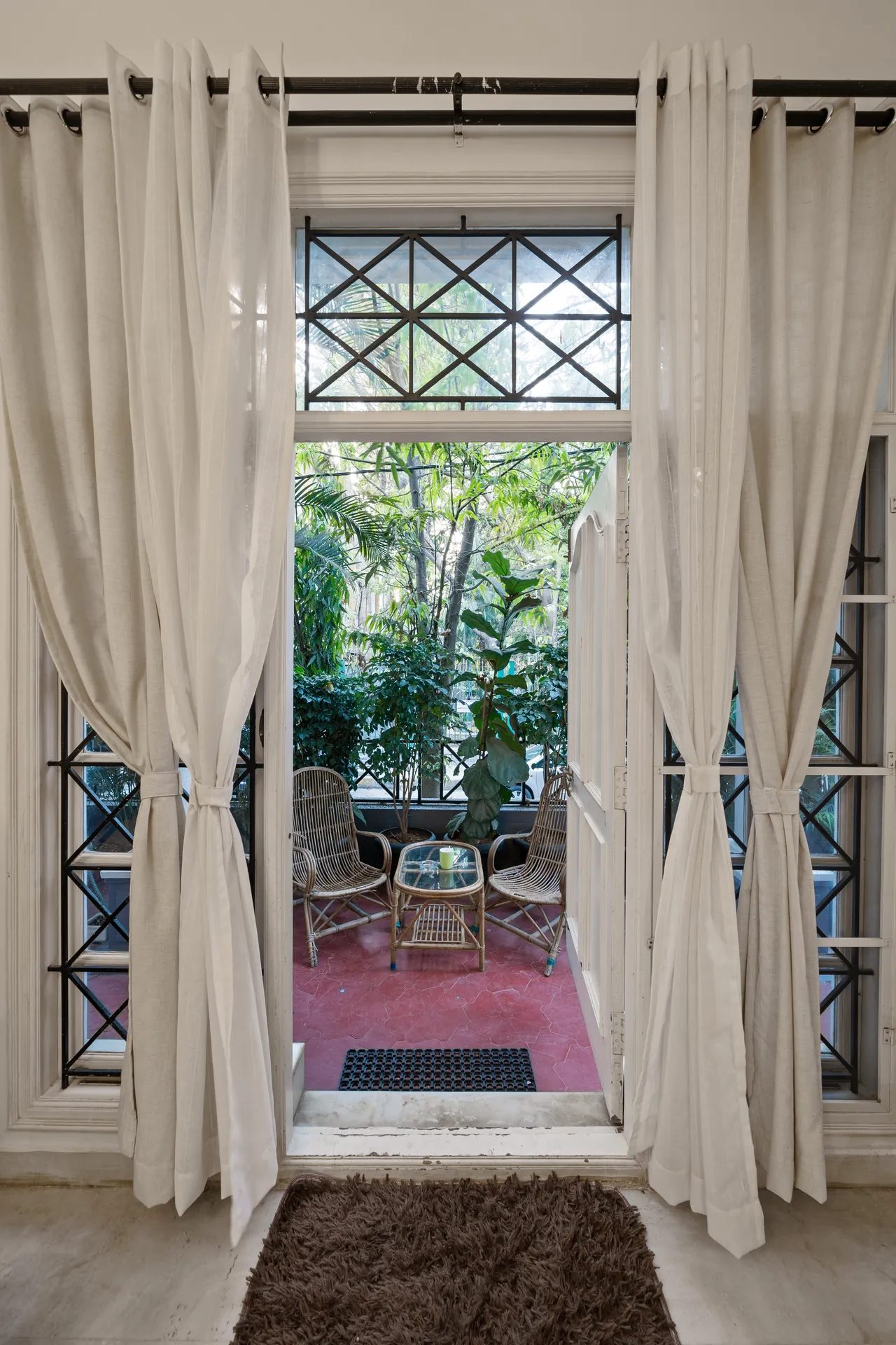 Urban Escape – 4BHK Villa for Shoots in Koramangala — escape-Outdoor patio