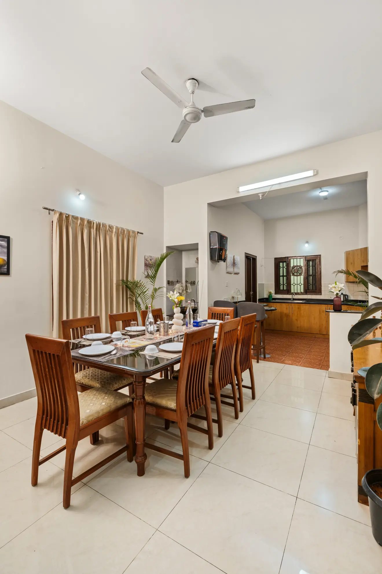 Mosaic Manor – 5BHK Villa for Shoots in BTM Layout — Dining Area