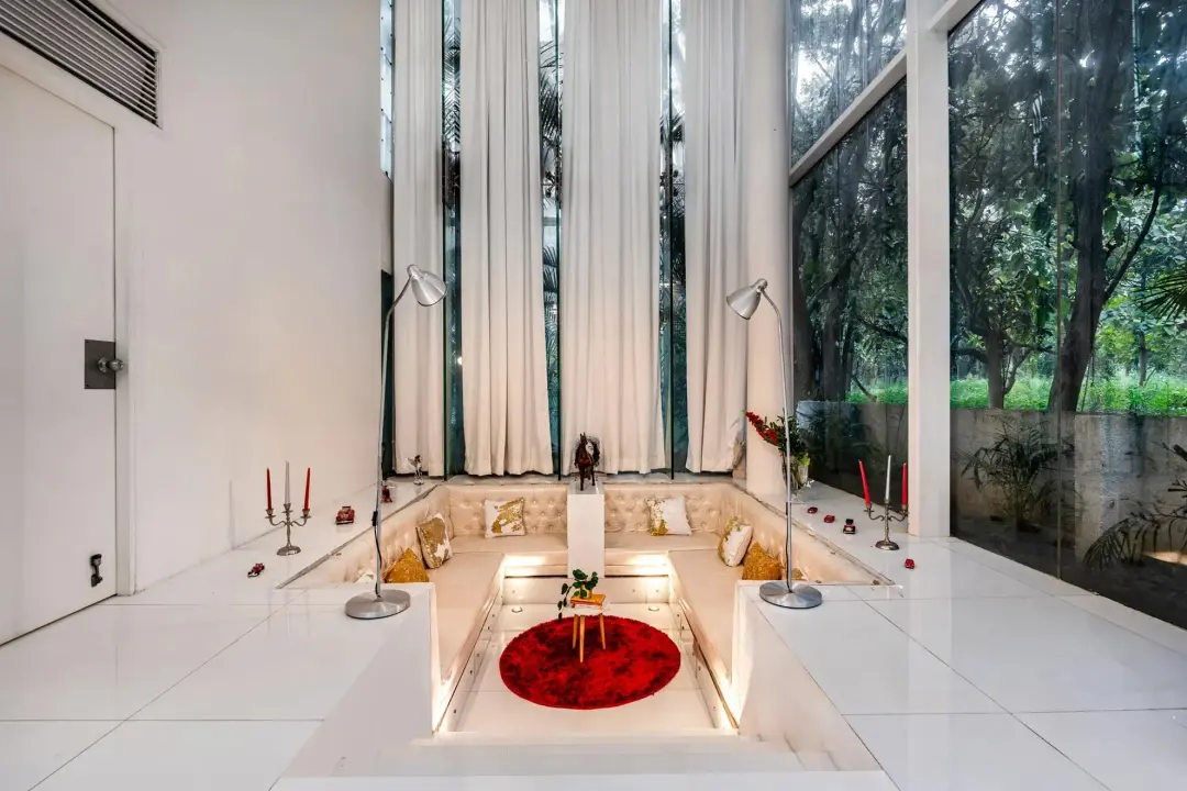 crystal hall  – Luxury Private Villas & Event Spaces — photo 2