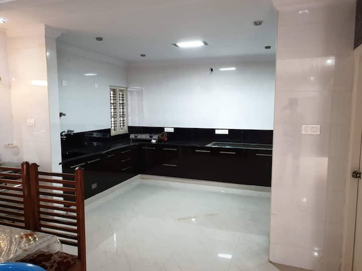 Farmhouse Resort with Pool, Pavilion, Bar and Game Room (  7 ) — Functional Kitchen