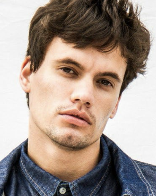 Erik - International Model  Portfolio Photo 1