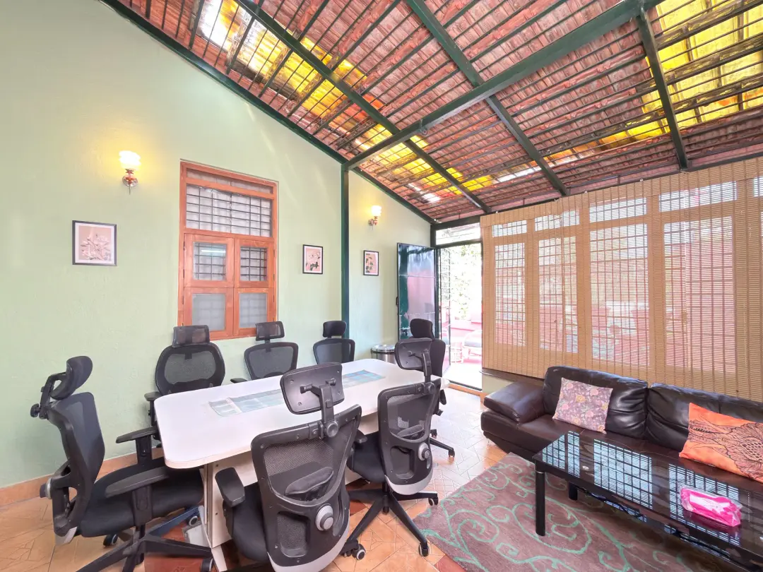 Vana Vista – 5BHK Luxury Garden Villa — Workspace