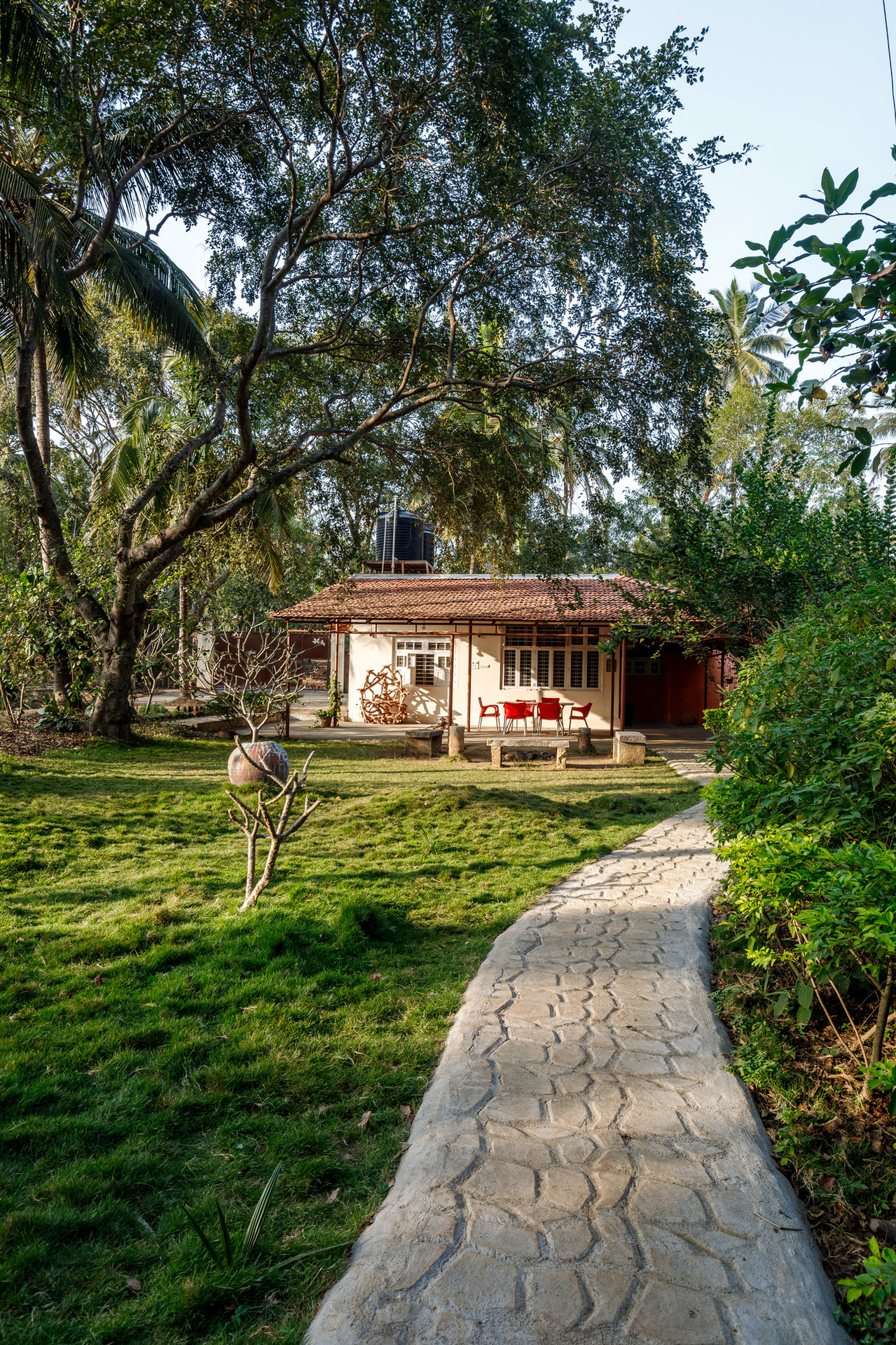 5-Acre Organic Farm with Cottages, Orchards & Wedding Lawn, Kanakapura Road — Flameback Cottage