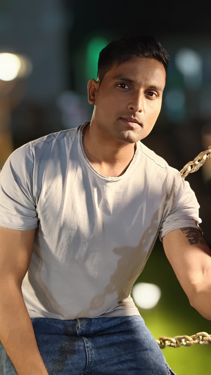 Akash Chawaria - Model Portfolio Photo 1