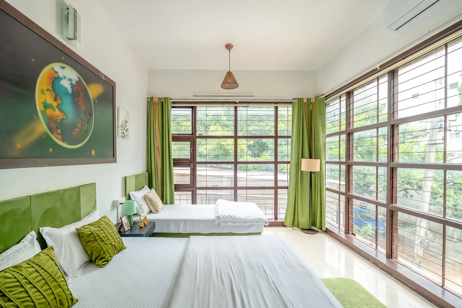 Billionaires Glasshouse – 5BHK Contemporary Luxury Villa — First Bedroom